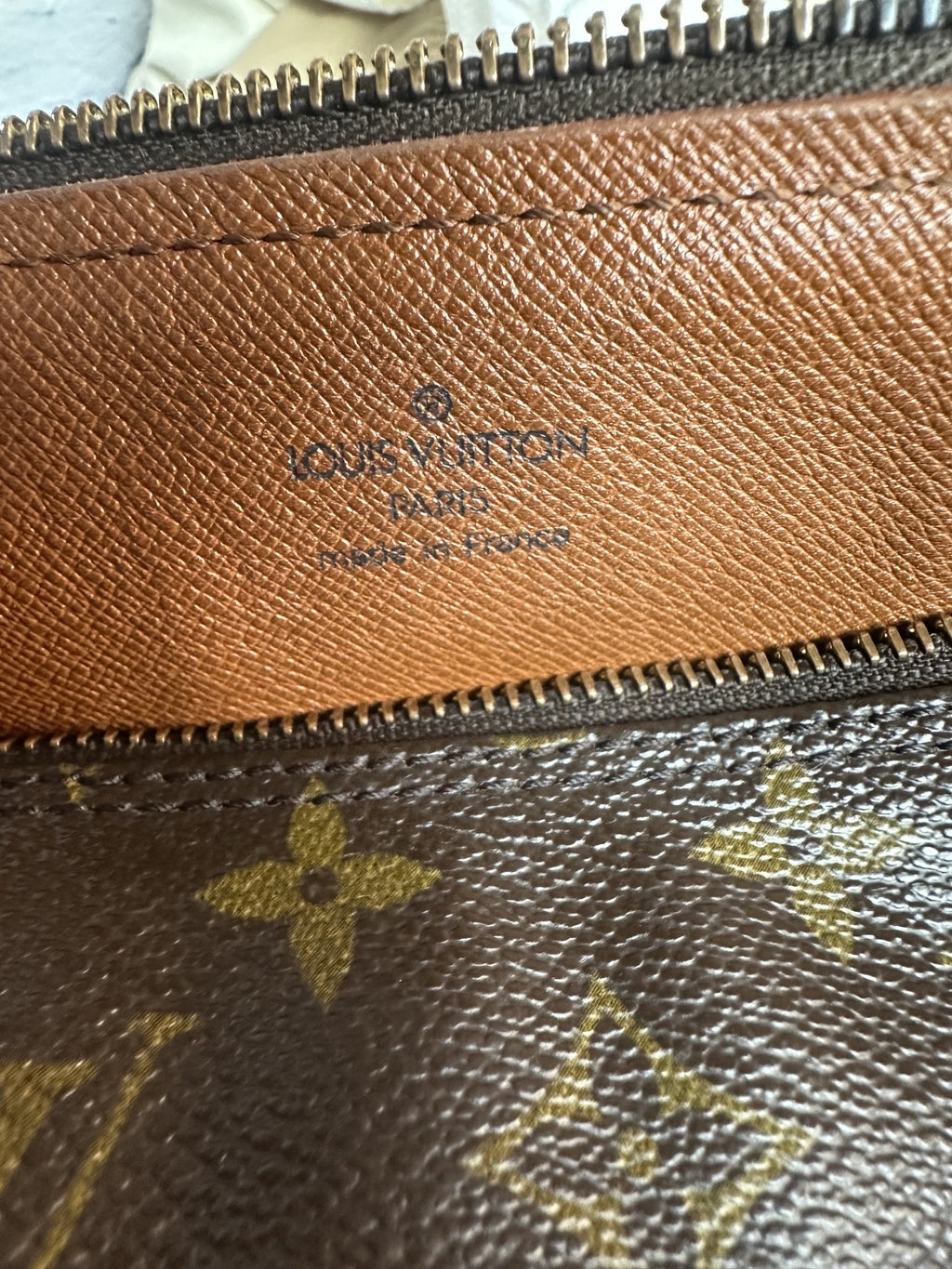 Authentic Louis Vuitton Monogram Papillon 30 with matching Pouch