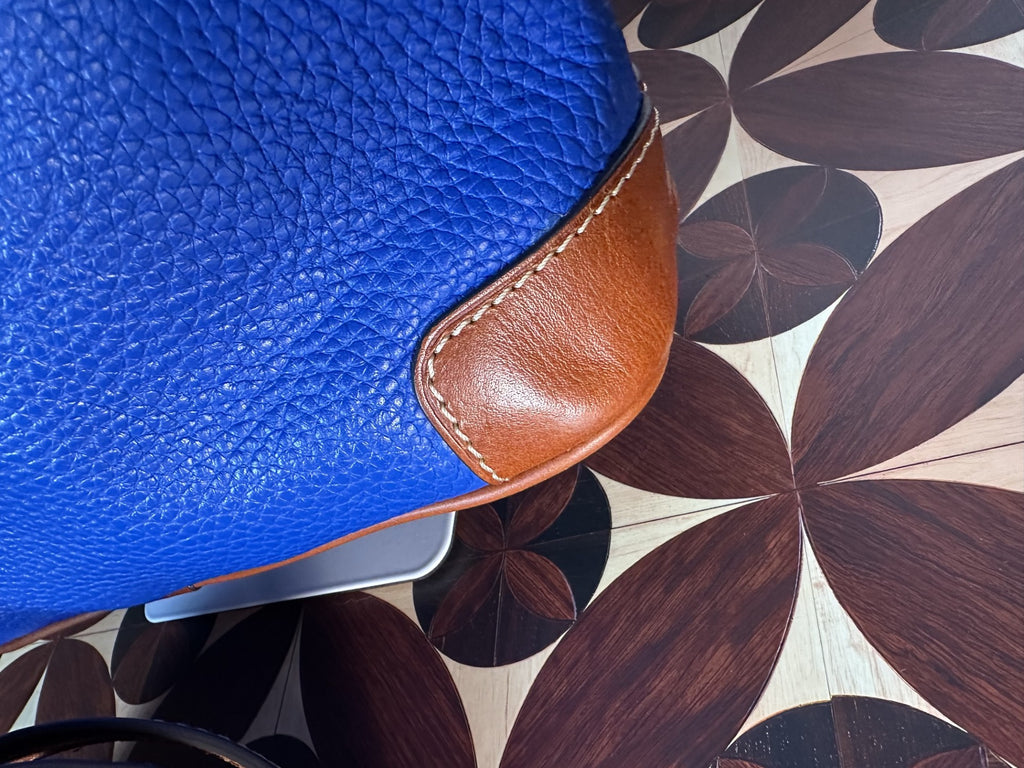Dooney & Bourke Pebble Grain Zip Crossbody