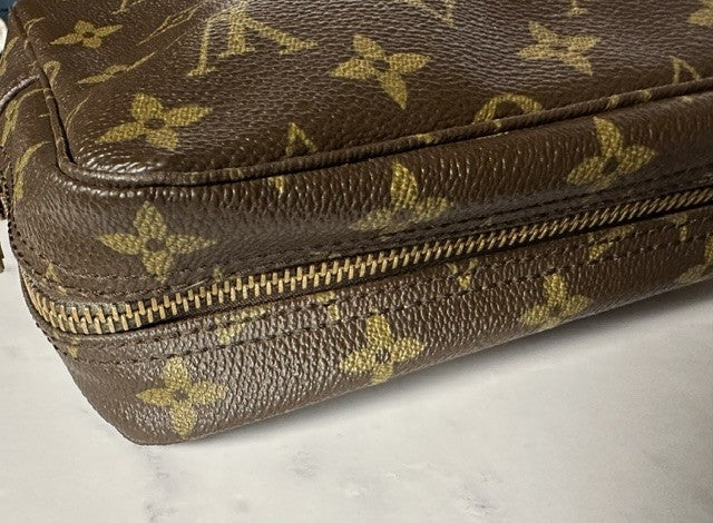 Louis Vuitton Monogram Trousse Toilette 23