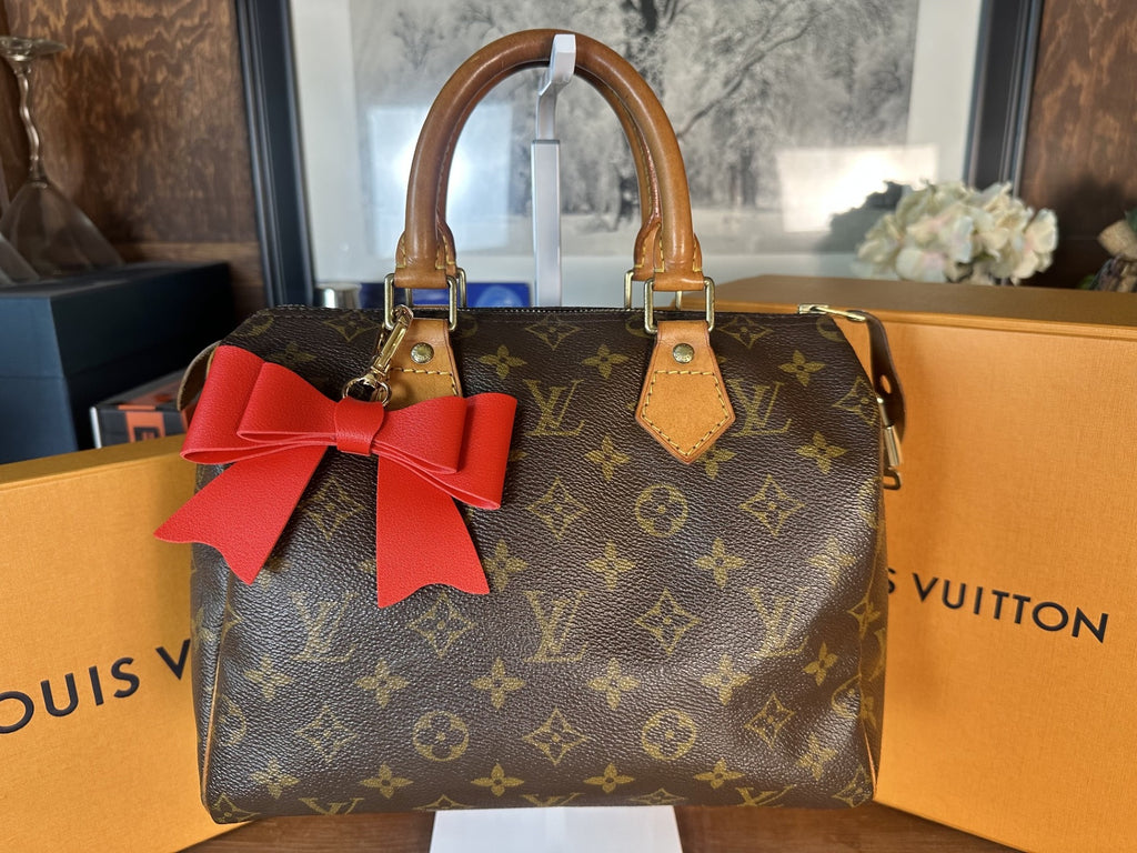 Authentic Louis Vuitton Speedy Monogram 25