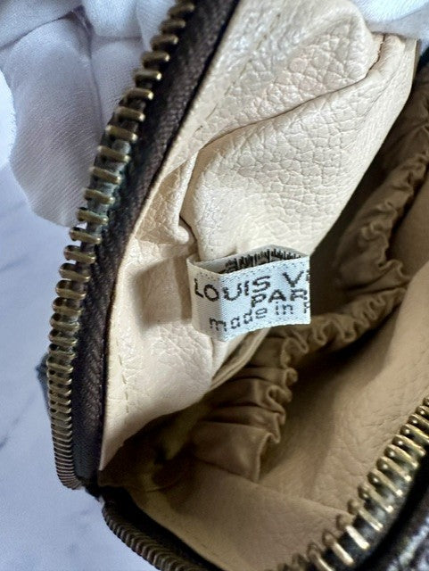 Louis Vuitton Monogram Trousse Toilette 23