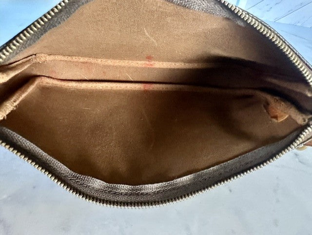 Louis Vuitton Pochette Accessoires Monogram Bag Vintage