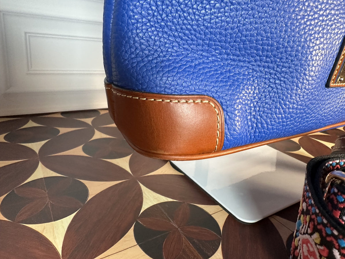 Dooney & Bourke Pebble Grain Zip Crossbody