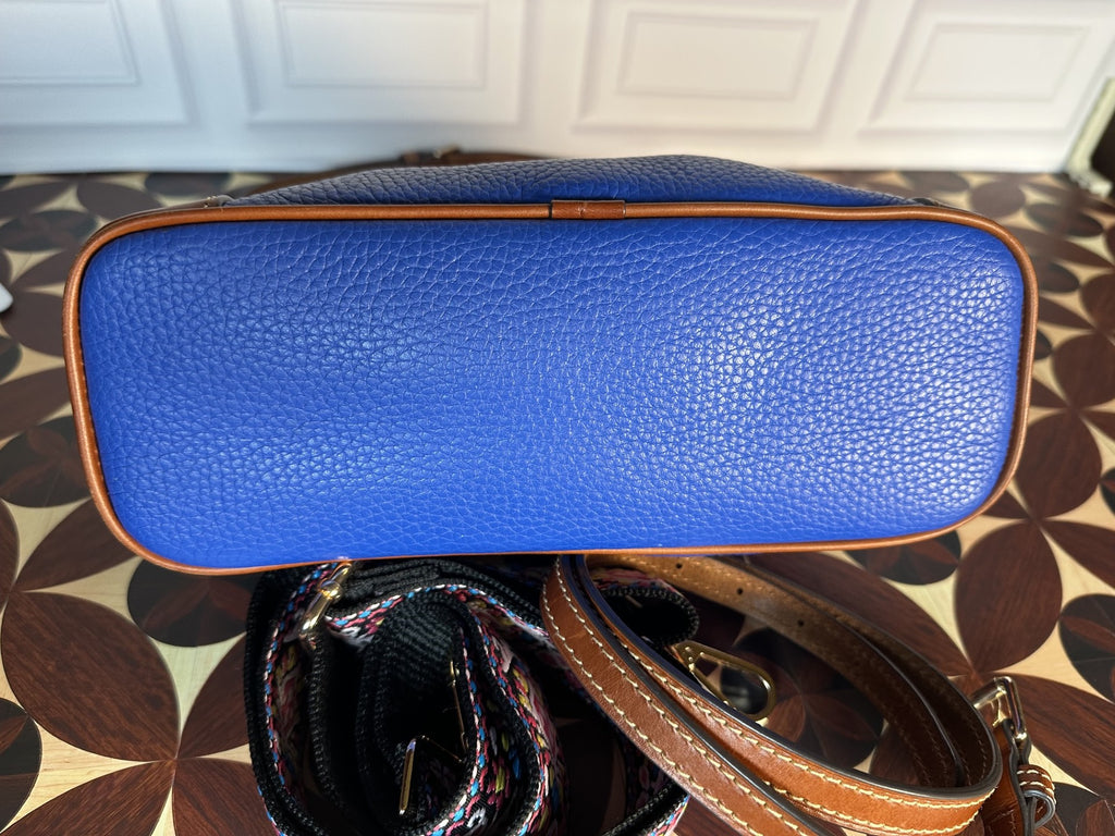 Dooney & Bourke Pebble Grain Zip Crossbody