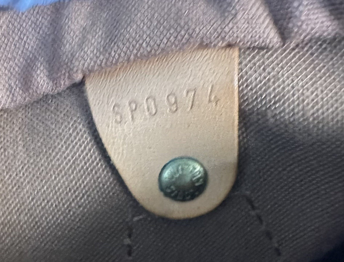 Authentic Louis Vuitton Speedy Monogram 25