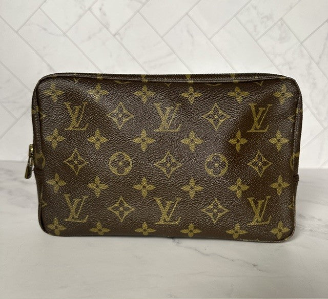 Louis Vuitton Monogram Trousse Toilette 23