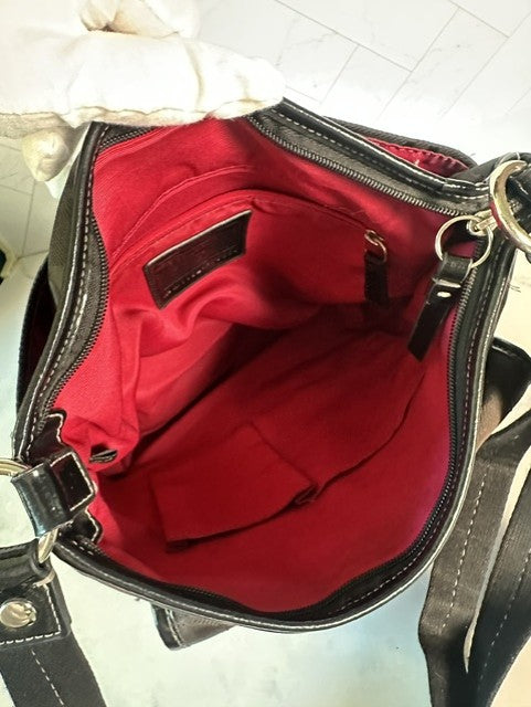 Vintage Y2K Coach Kyra Signature File Crossbody/ Shoulder Bag