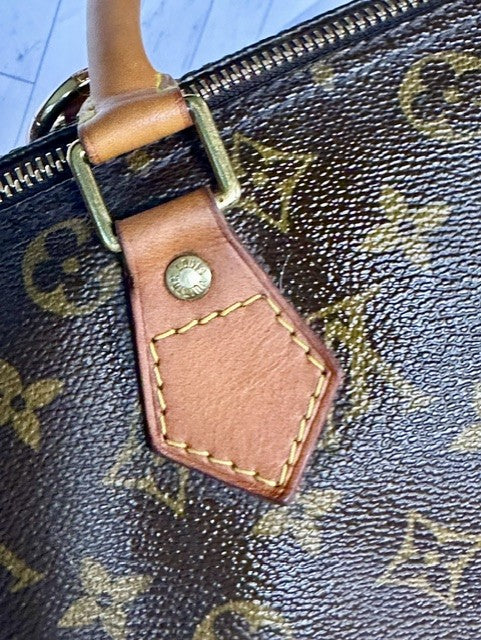 Authentic Louis Vuitton Monogram Speedy 30