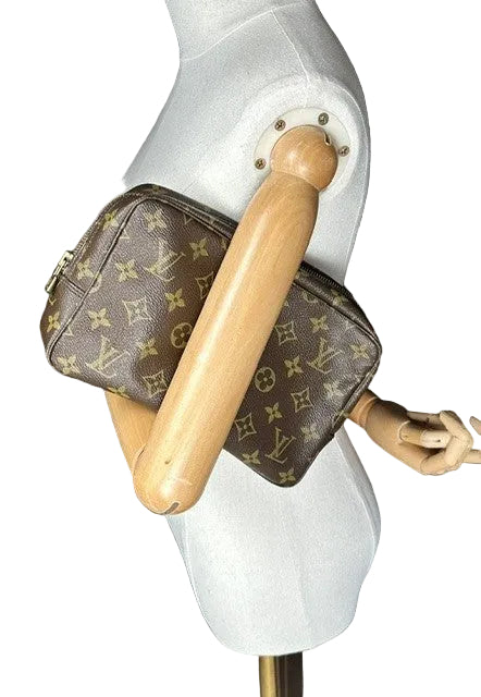Louis Vuitton Monogram Trousse Toilette 23