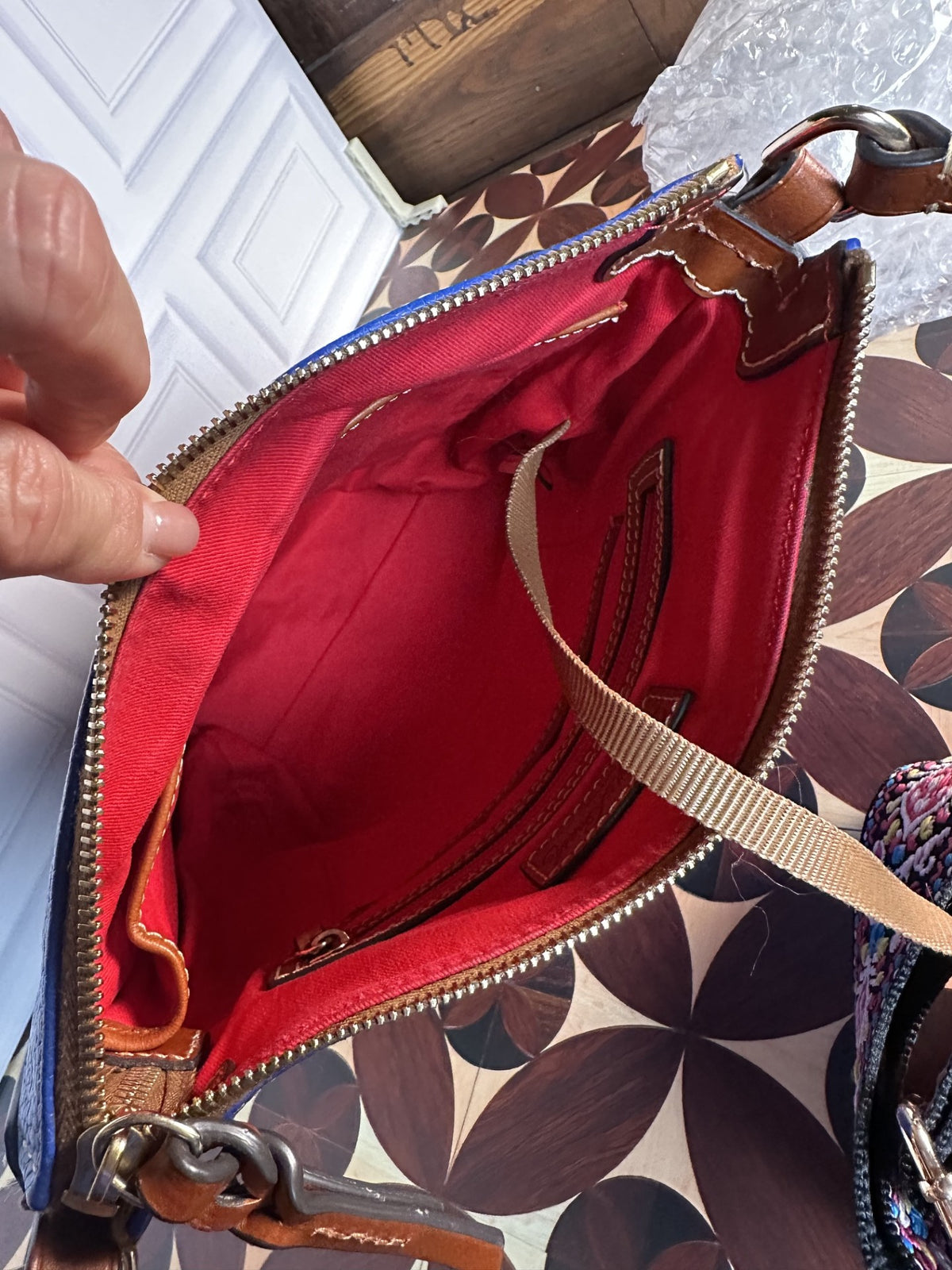 Dooney & Bourke Pebble Grain Zip Crossbody