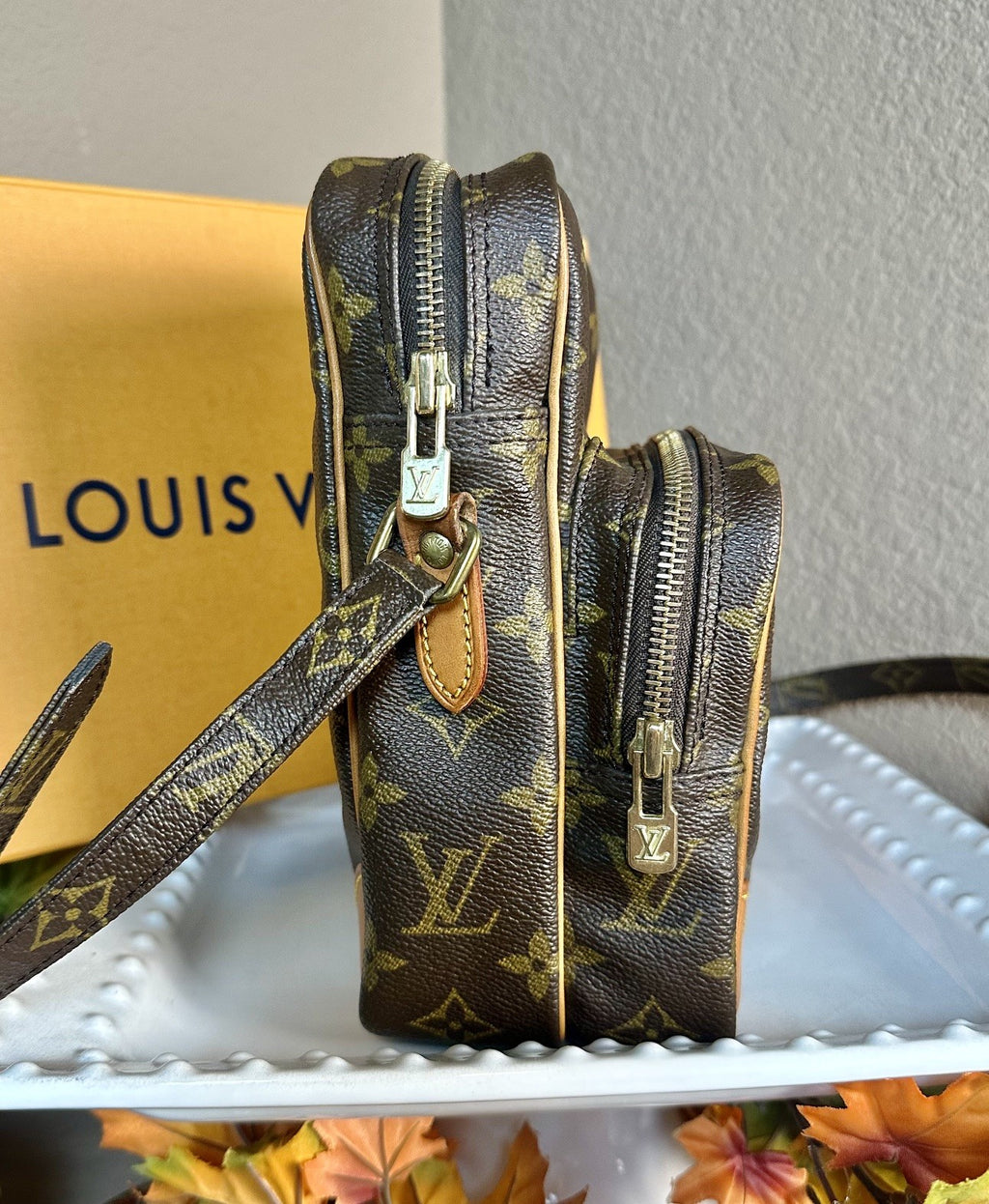 Authentic Vintage Louis Vuitton Amazone Monogram MM Crossbody Bag