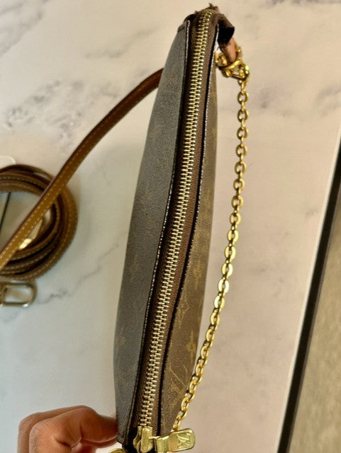 Louis Vuitton Pochette Accessoires Monogram Bag Vintage
