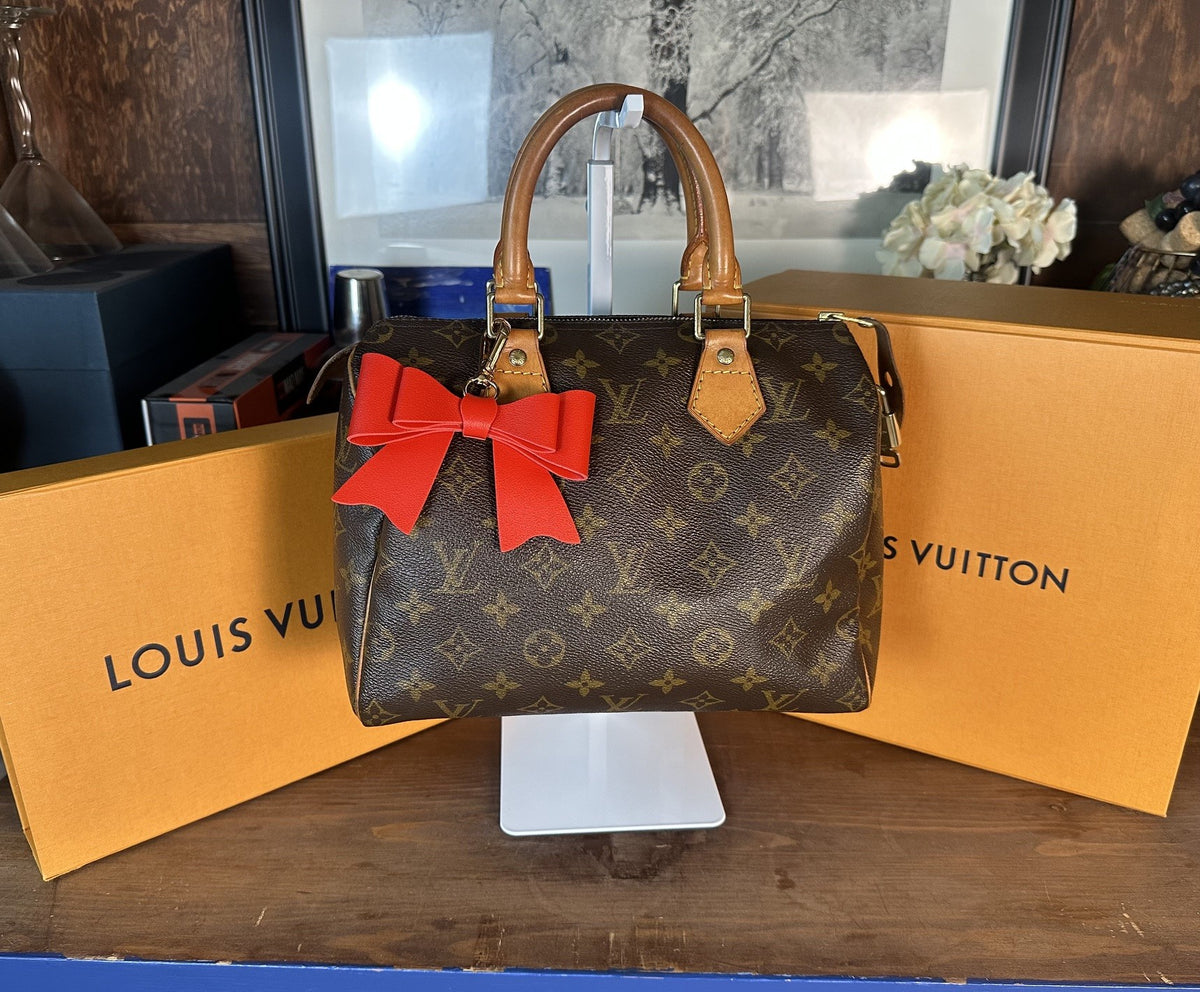 Authentic Louis Vuitton Speedy Monogram 25